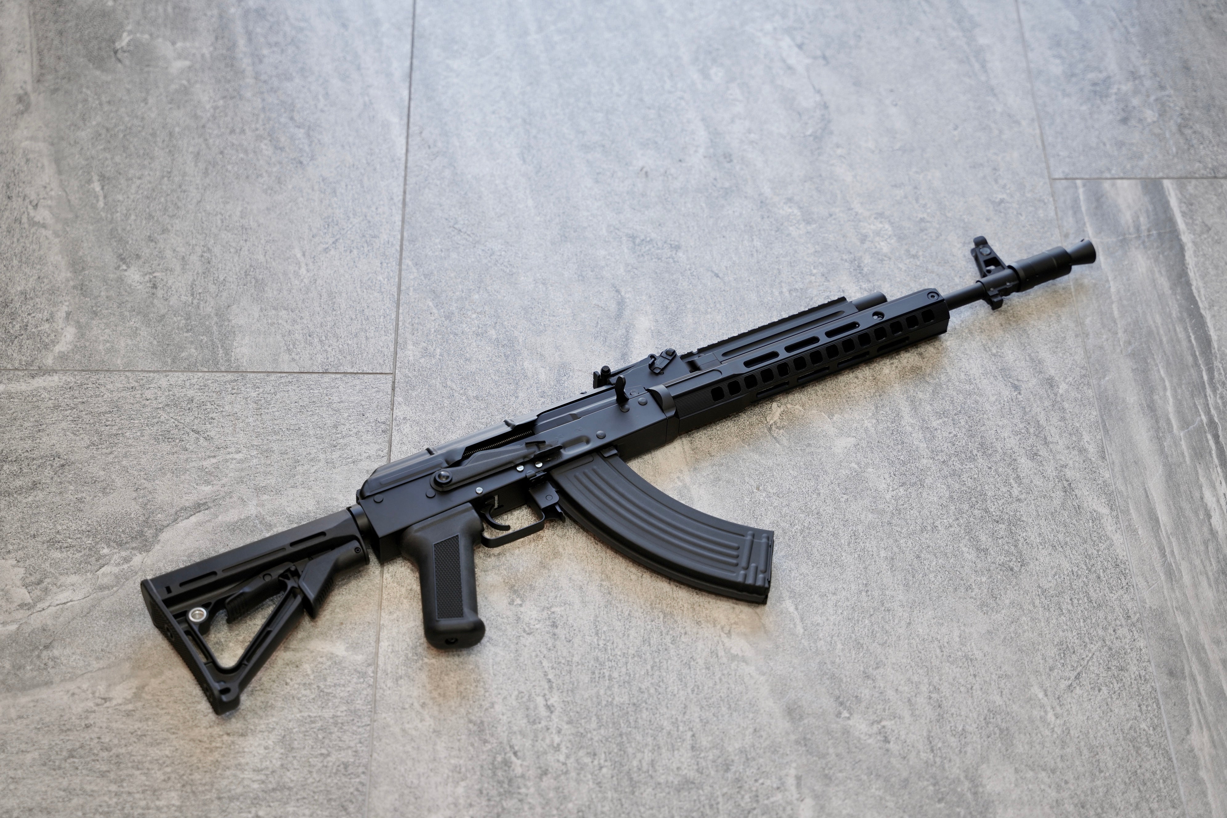 AK 021 Full Metal Gel Blaster Replica with Full CNC M-LOCK