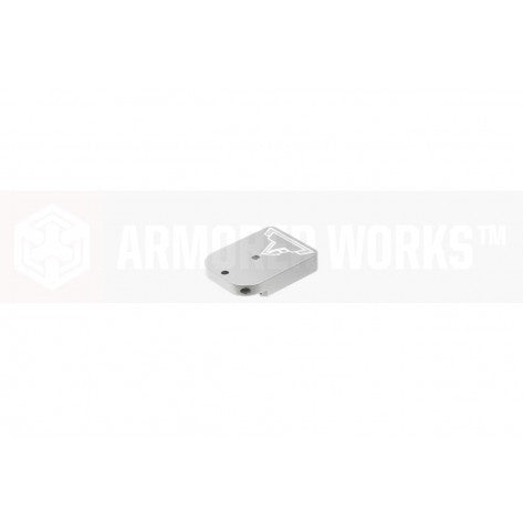 EMG / TTI COMBAT MASTER SILVER MAGAZINE BASE PLATE (WITH CHARGING PORT- SILVER)