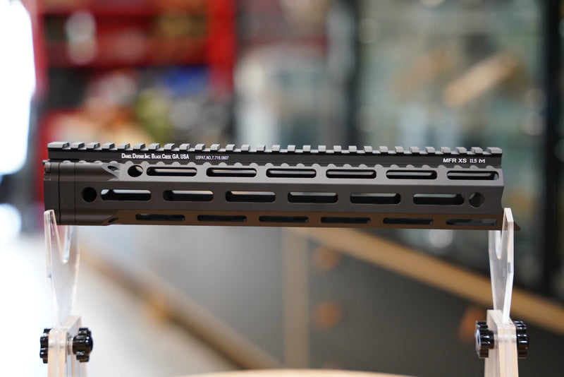 Load image into Gallery viewer, Daniel Defense MFR Handguard
