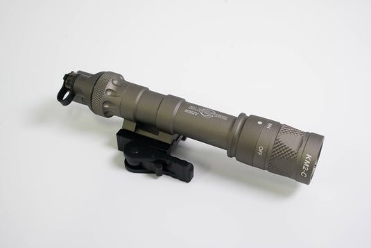 M622V Tactical Light LED Torch with 20mm Picatinny Rail Mount Set DE (STROBE VERSION)