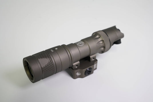 M323V Tactical Light LED Torch with 20mm Picatinny Rail Mount Set DE (STROBE VERSION)