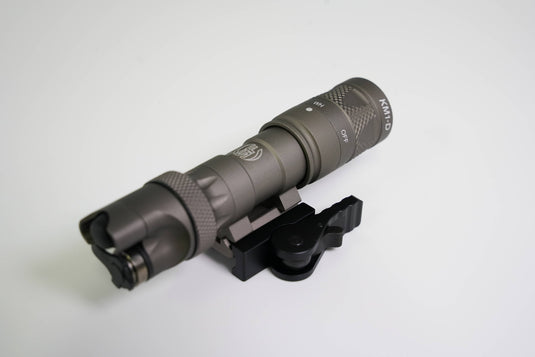 M323V Tactical Light LED Torch with 20mm Picatinny Rail Mount Set DE (STROBE VERSION)