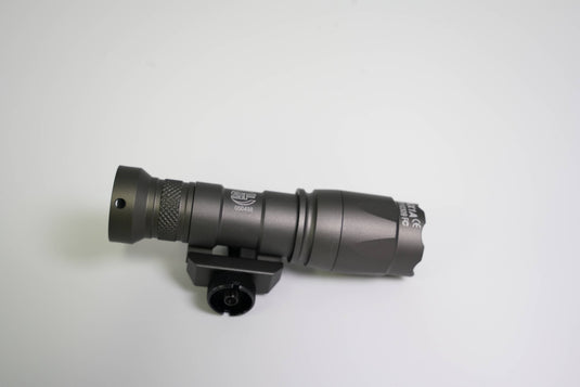 M300C Tactical Light LED Torch with 20mm Picatinny Rail Mount Set DE