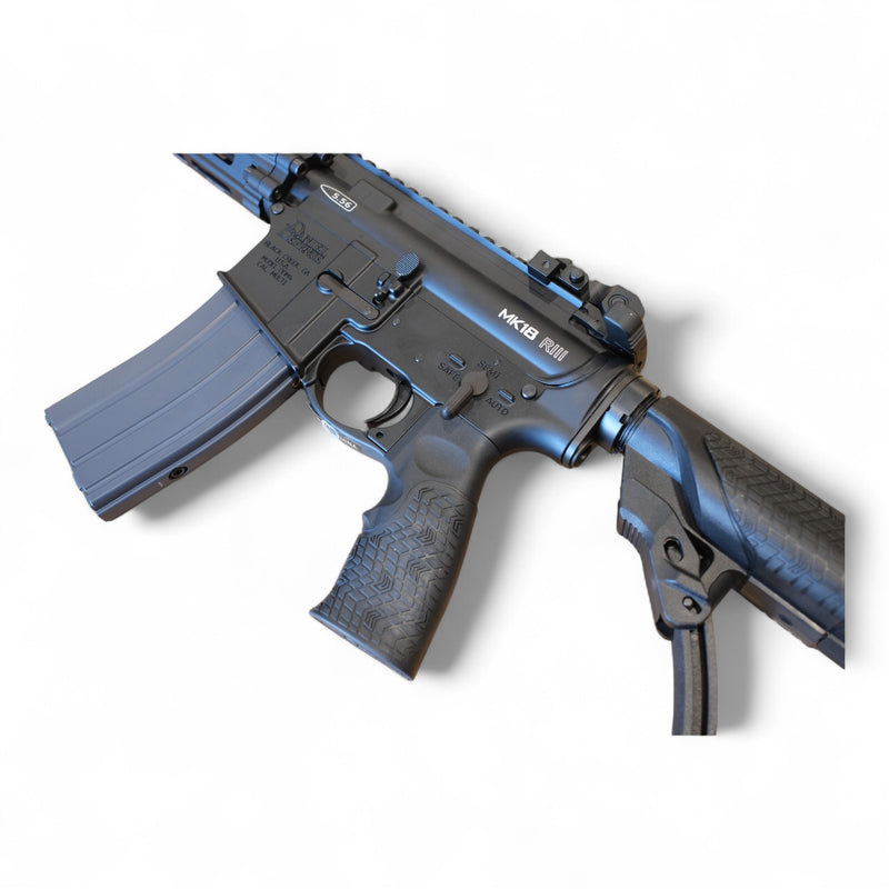 Load image into Gallery viewer, CGS/T8 EMG Daniel Defense Licensed DDM4 MK18 RIII 10.5 Inch MWS GBBR Gel Blaster-Black (Steel Internal Parts)
