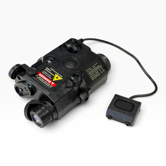PEQ15 Laser Point Plastic Lite Version BK/TAN