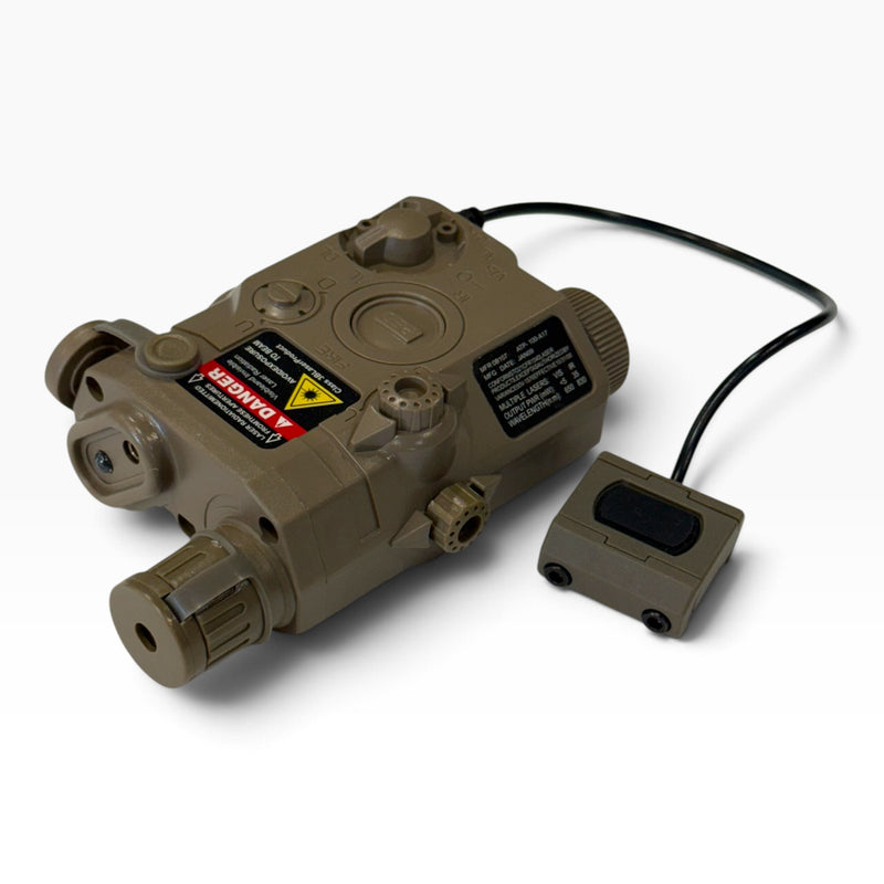Load image into Gallery viewer, PEQ15 Laser Point Plastic Lite Version BK/TAN
