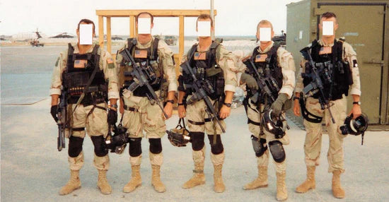 Load image into Gallery viewer, AM Style 5000 Retro Red Dot Sight for M723 Black Hawk Down Build
